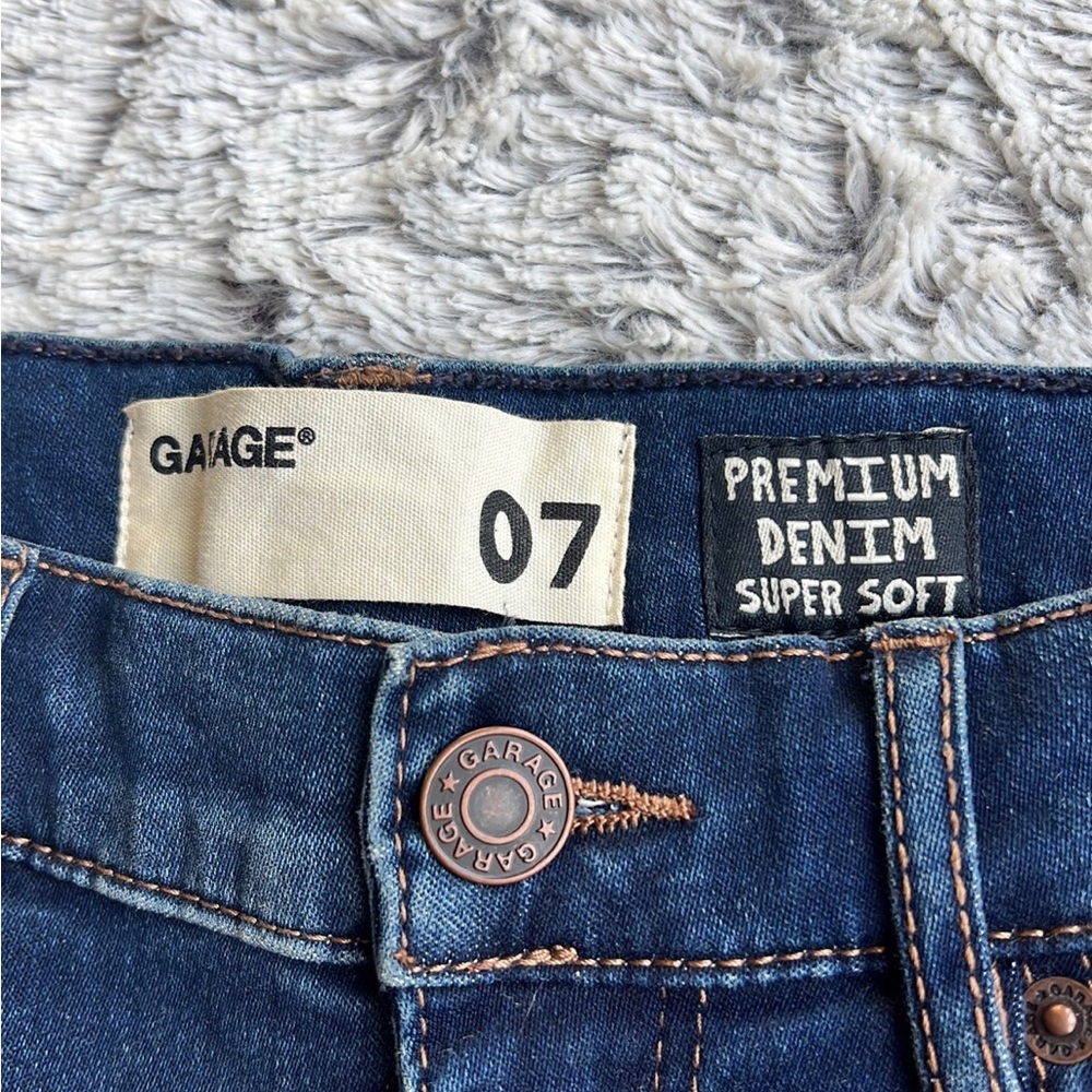 Garage Retro High Rise Shorts Stretch - Picture 3 of 3